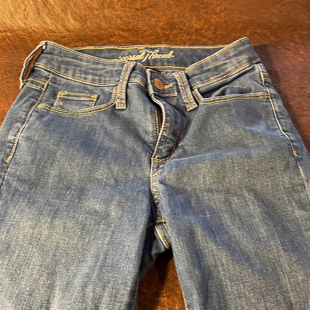 Skinny legs jean lot. - Picture 3 of 5